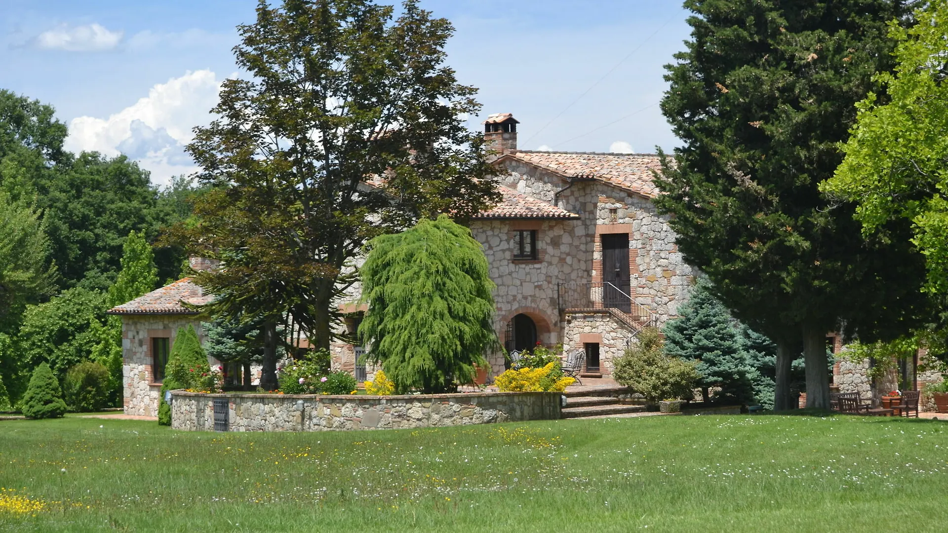 Willa Borgo Poggio Bianco Sarteano 0*,